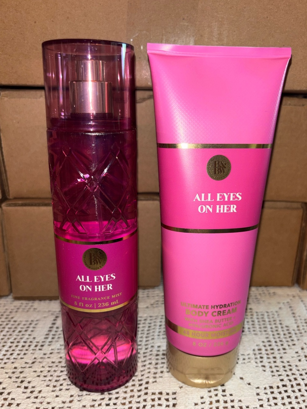 (2026) All Eyes On Her Fragrance Mist & Body Cream Set - Pink